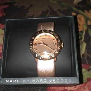 Marc Jacobs Rose gold colored watch